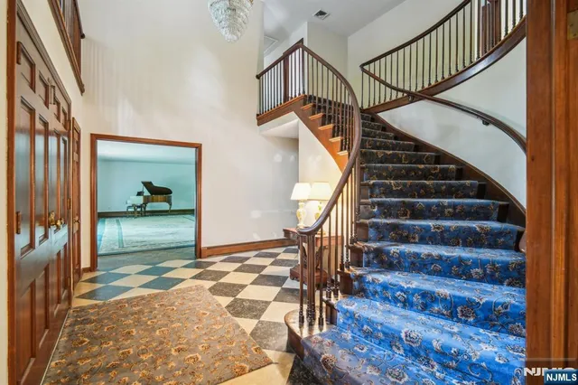 $2,149,000 | 75 Woodcliff Lake Road, Saddle River, NJ 07458