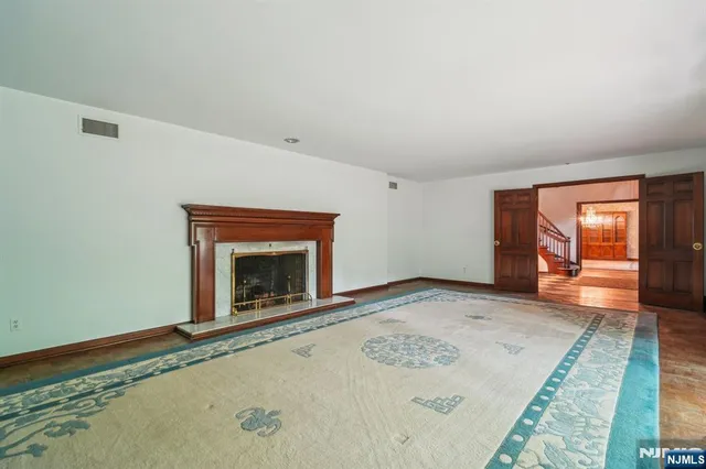 $2,149,000 | 75 Woodcliff Lake Road, Saddle River, NJ 07458