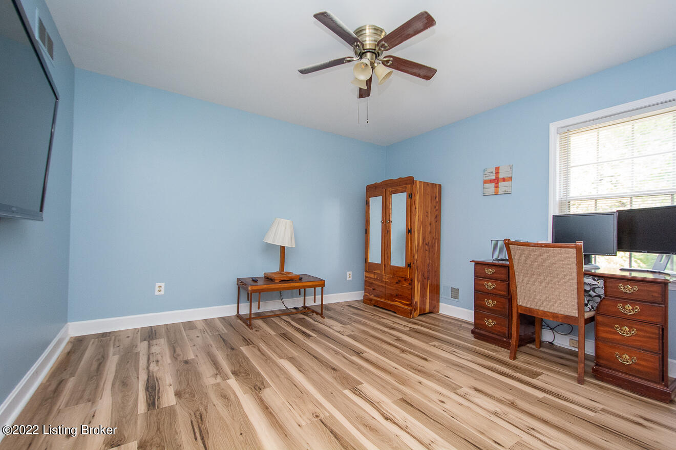 15005 Bircham Road Louisville, KY 40245 - Photo 32 of 54 Bircham-56