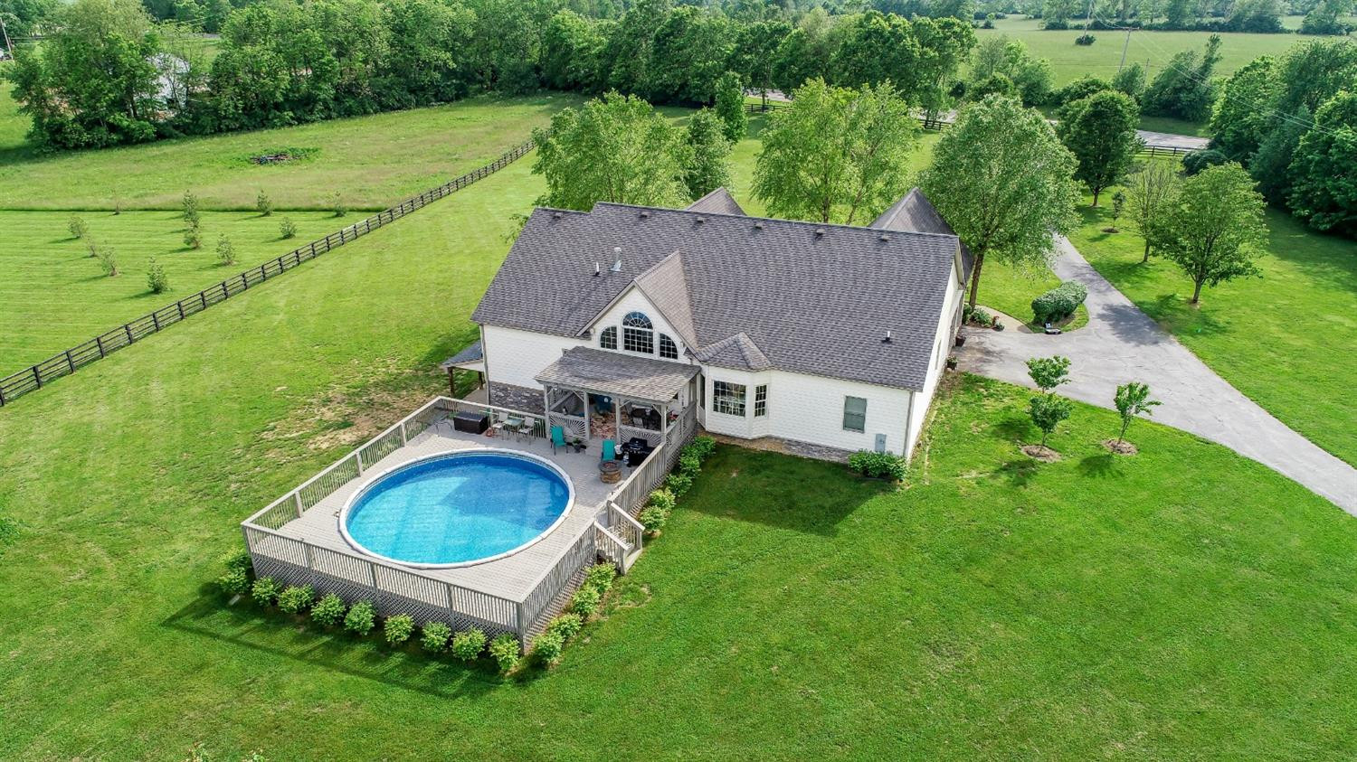 1234 Cynthiana Road Paris, KY 40361 - Photo 4 of 65 Listing Photo