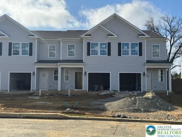 $2,750 | 8348 Fair Way, Breinigsville, PA 18031