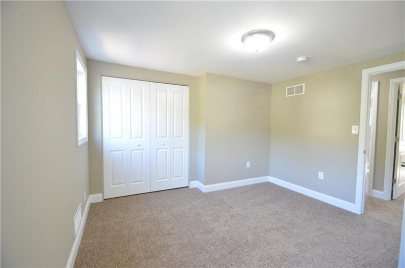 9 Community Springs Court Rochester, PA 15074 - Photo 14 of 23 Gallery Image 14