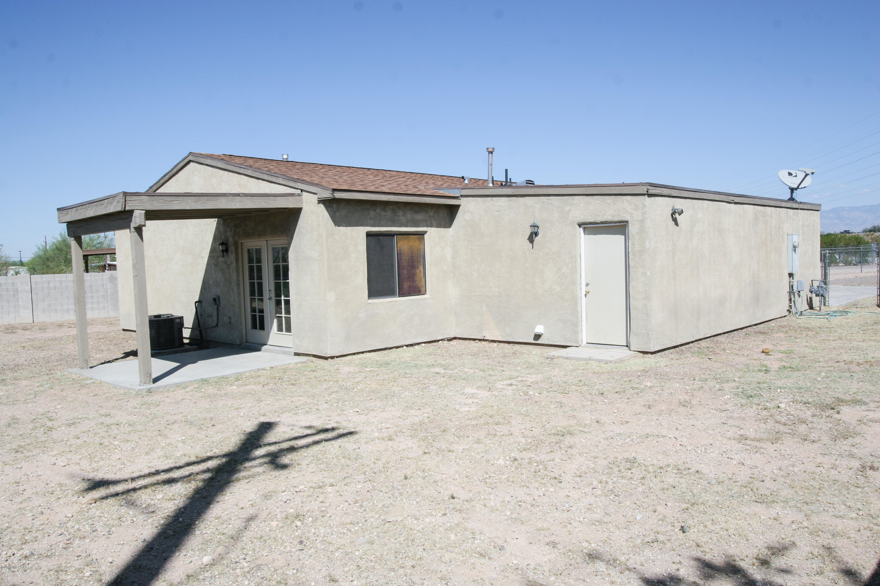 4680 East Rex Street Tucson, AZ 85706 - Photo 2 of 26