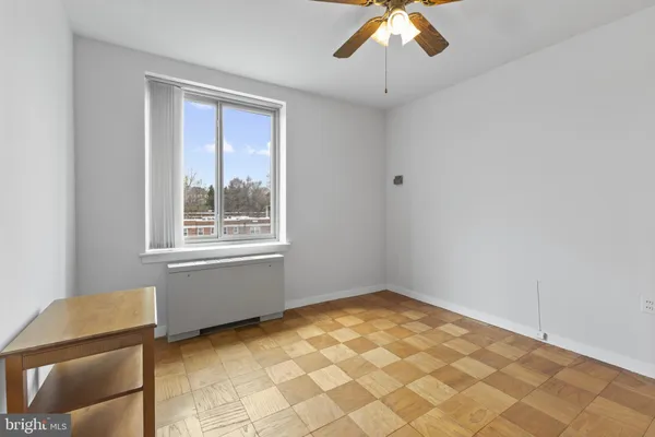 $311,000 | 3000 Spout Run Parkway, Unit D512, Arlington, VA 22201