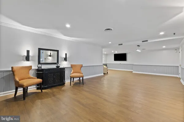 $311,000 | 3000 Spout Run Parkway, Unit D512, Arlington, VA 22201