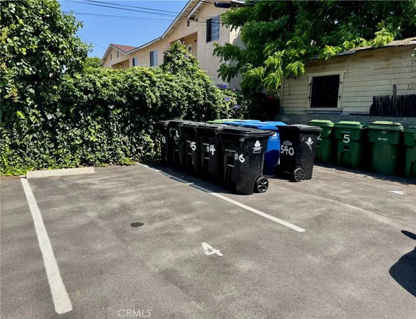 $2,195 | 540 North Madison Avenue, Unit 4, Los Angeles, CA 90004