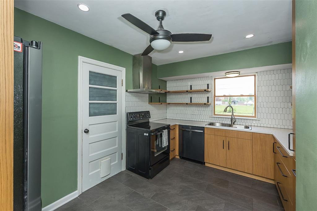 620 Pine Street St. Charles, MO 63301 - Photo 10 of 22