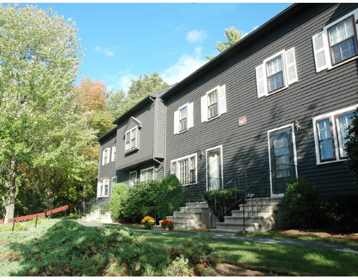 11 Apple Ridge Road, Unit 3 Maynard, MA 01754 - Photo 1 of 12 Gallery Image 1