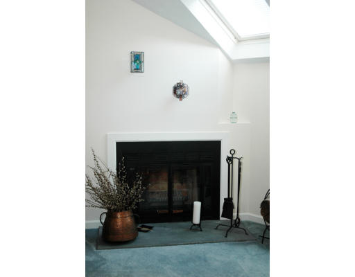11 Apple Ridge Road, Unit 3 Maynard, MA 01754 - Photo 8 of 12 Gallery Image 8