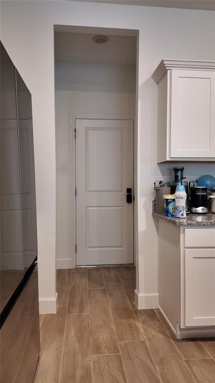 8599 Sportsman Loop Groveland, FL 34736 - Photo 9 of 19 a view of cabinets and window