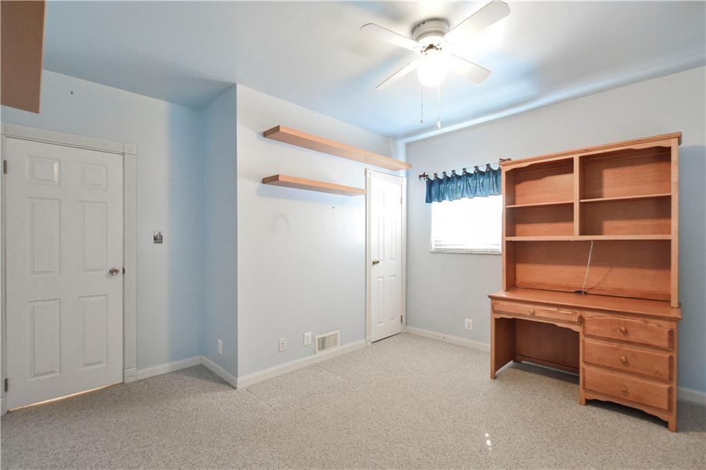 124 Clinton Street McKees Rocks, PA 15136 - Photo 9 of 24 Gallery Image 9