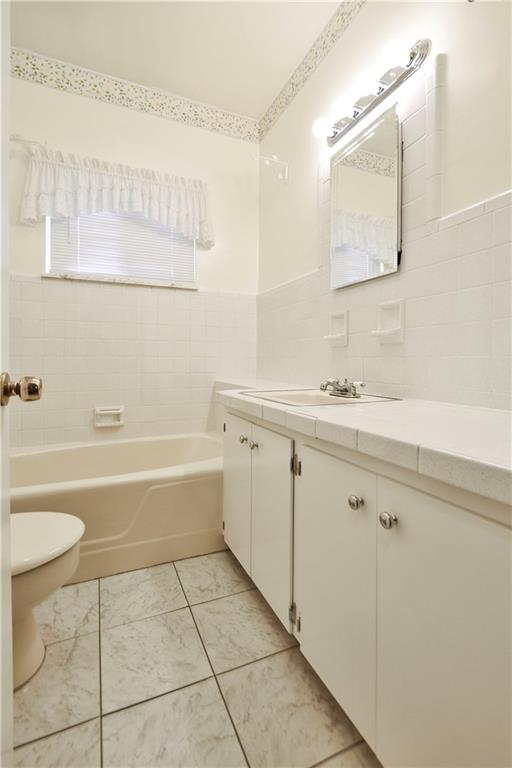 124 Clinton Street McKees Rocks, PA 15136 - Photo 10 of 24 Gallery Image 10