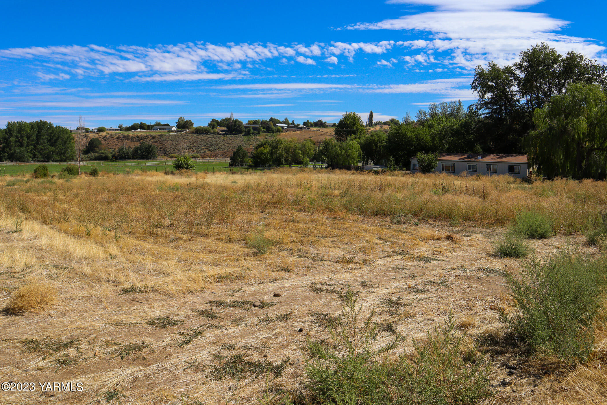 211 Cook Road Yakima, WA 98908 - Photo 17 of 23 a view of lake view and mountain view