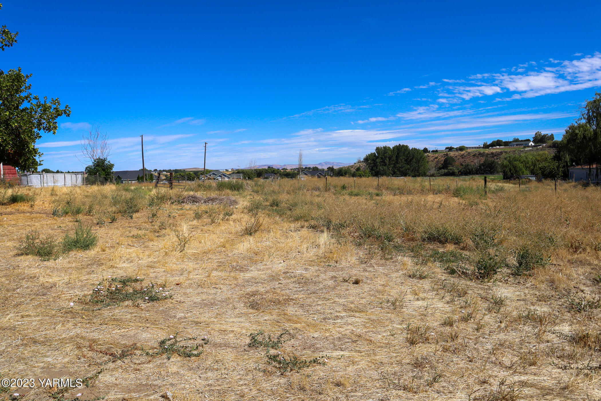 211 Cook Road Yakima, WA 98908 - Photo 21 of 23 a view of a lake view