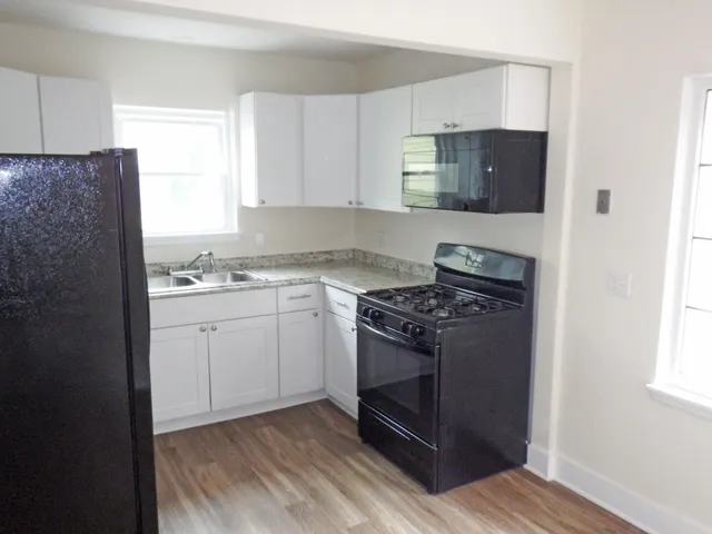 $309,900 | 1617 South 88th Street, West Allis, WI 53214