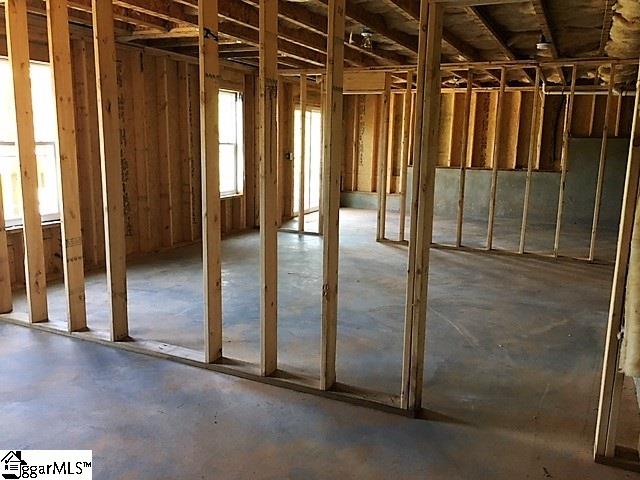 436 Riverdale Road Simpsonville, SC 29680 - Photo 8 of 10 Gallery Image 8