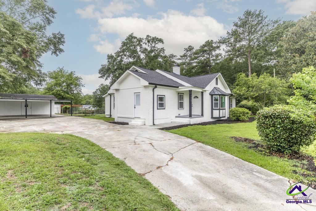 7498 Columbus Road Lizella, GA 31052 - Photo 6 of 41 Gallery Image 6