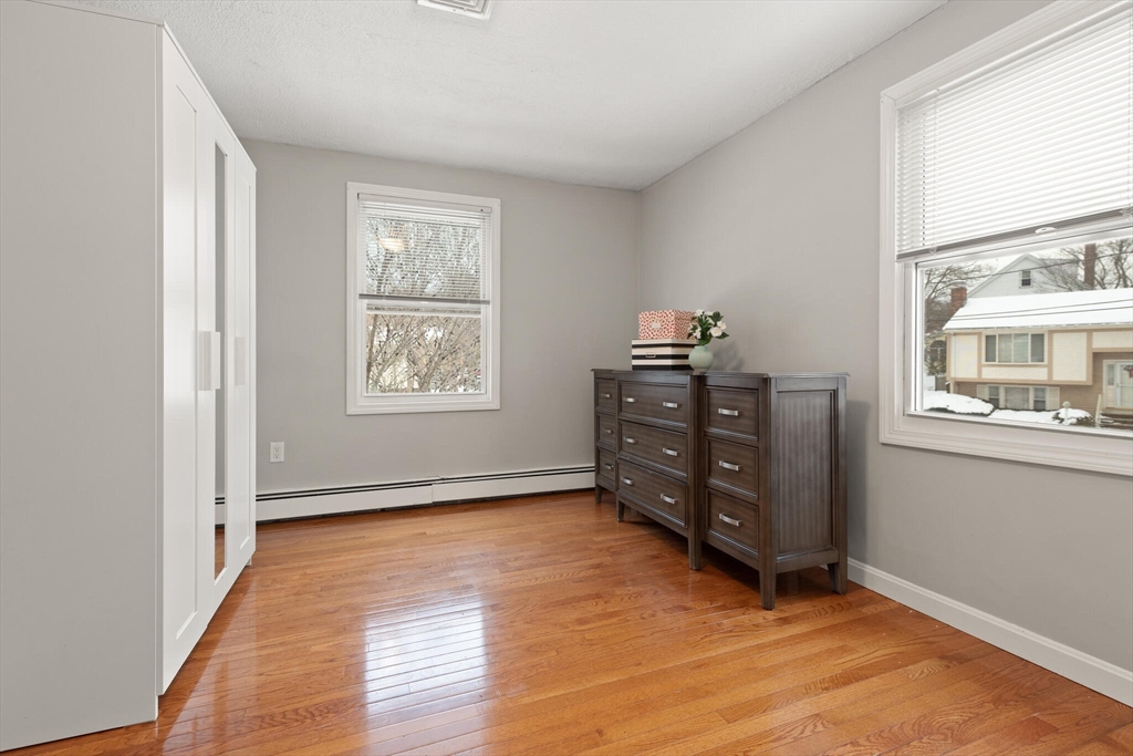 75 Hopkins Street Reading, MA 01867 - Photo 11 of 20