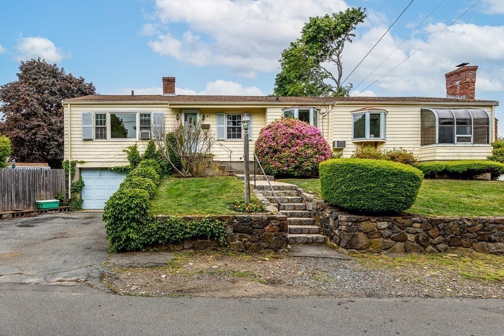 41 Overlook Road Marblehead, MA 01945 - Photo 35 of 42