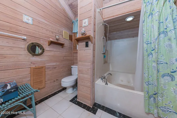 $1,499,000 | 103 Salt Spray, Emerald Isle, NC 28594