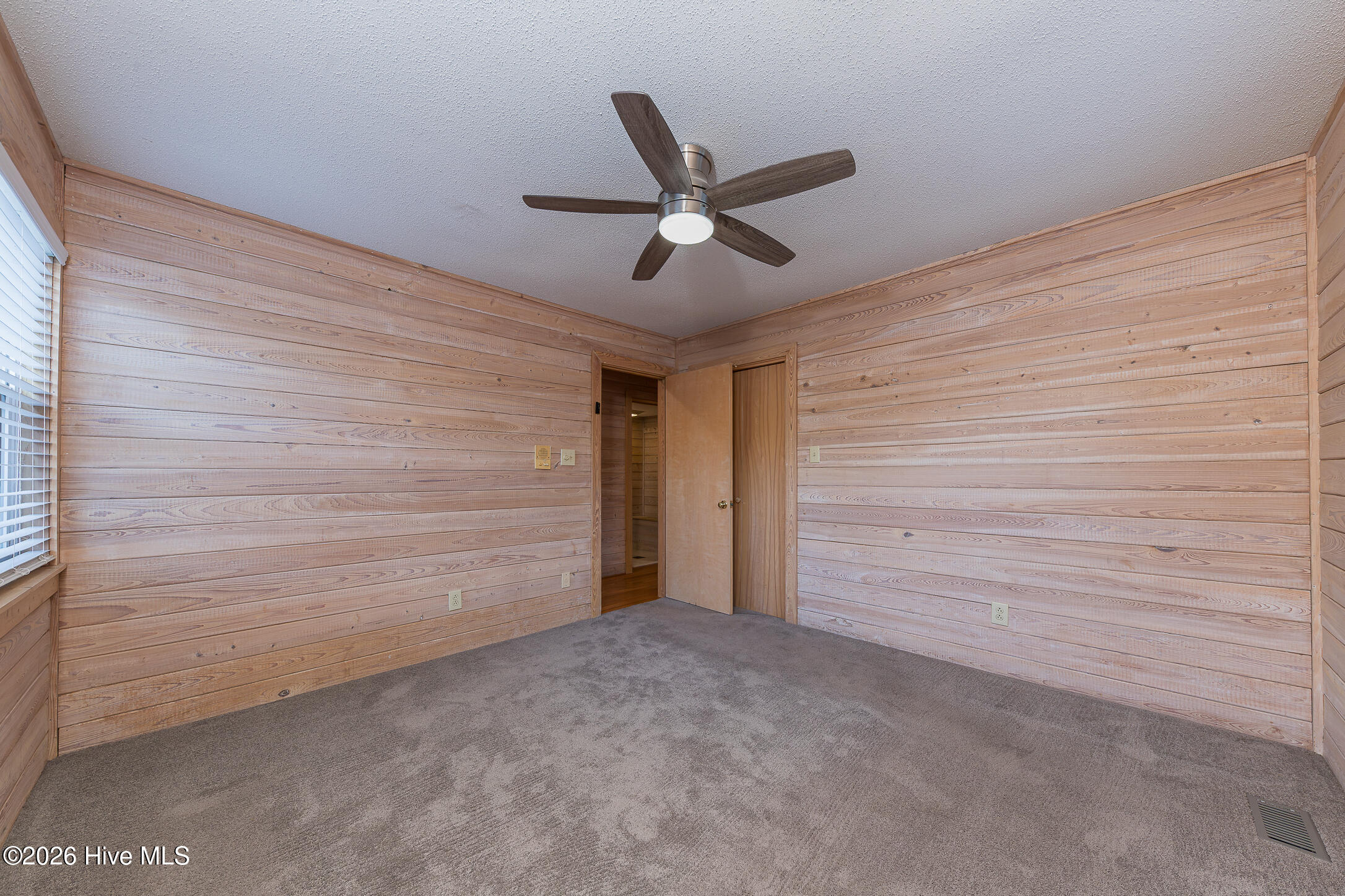 103 Salt Spray Emerald Isle, NC 28594 - Photo 26 of 99 29WESTBED2