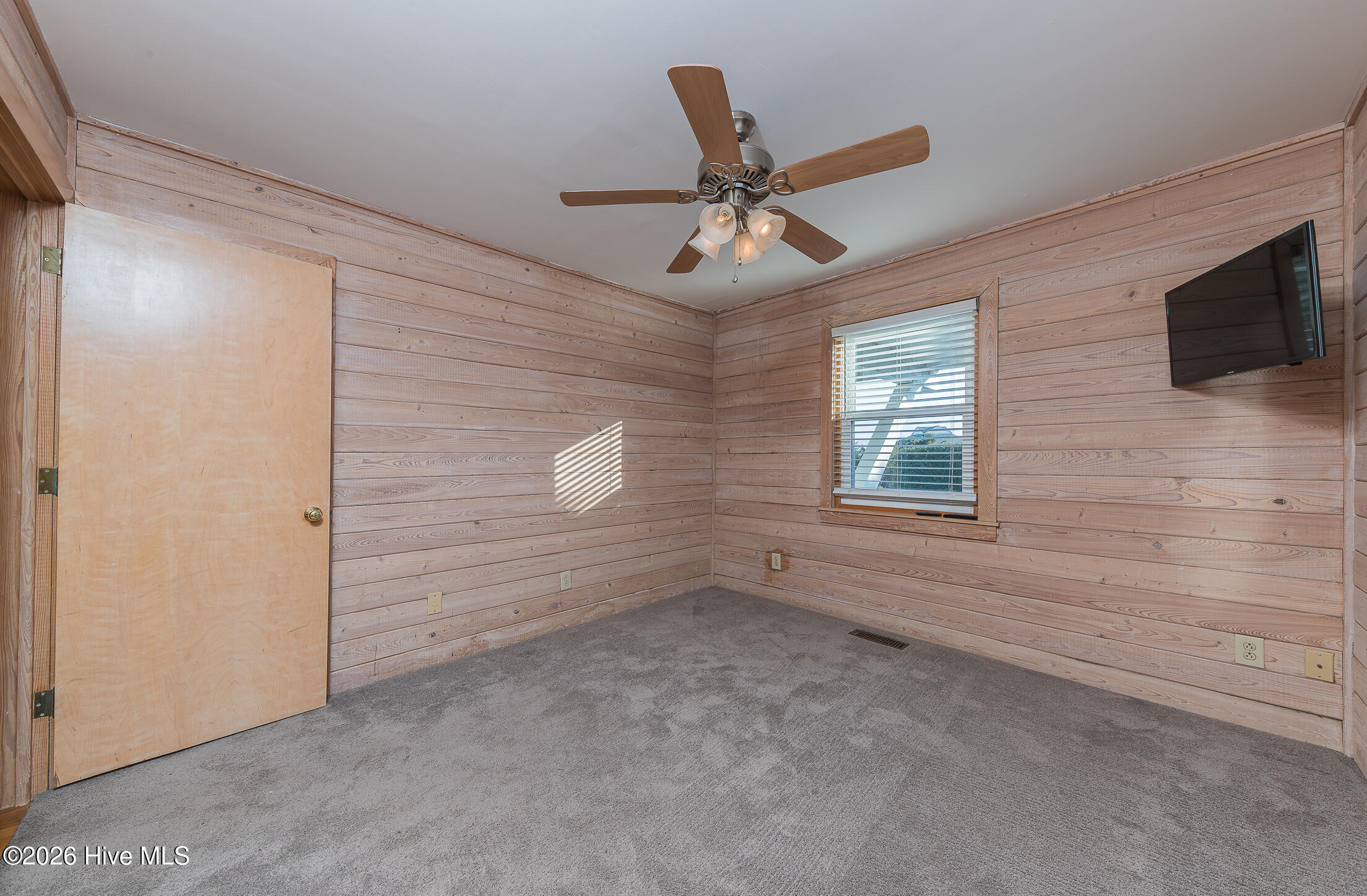 103 Salt Spray Emerald Isle, NC 28594 - Photo 34 of 99 37WESTBED4