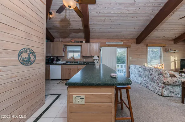 $1,499,000 | 103 Salt Spray, Emerald Isle, NC 28594