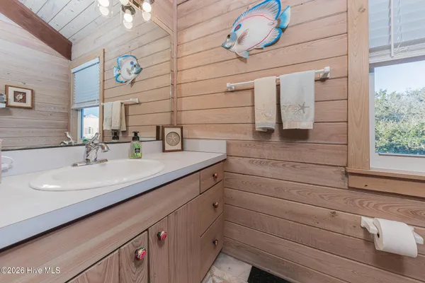 $1,499,000 | 103 Salt Spray, Emerald Isle, NC 28594