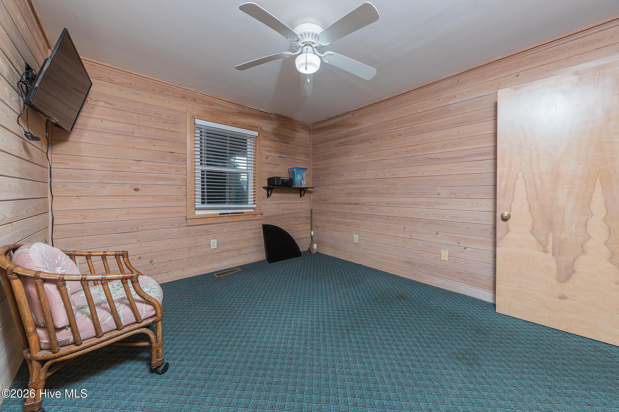 103 Salt Spray Emerald Isle, NC 28594 - Photo 62 of 99 66EASTBED4