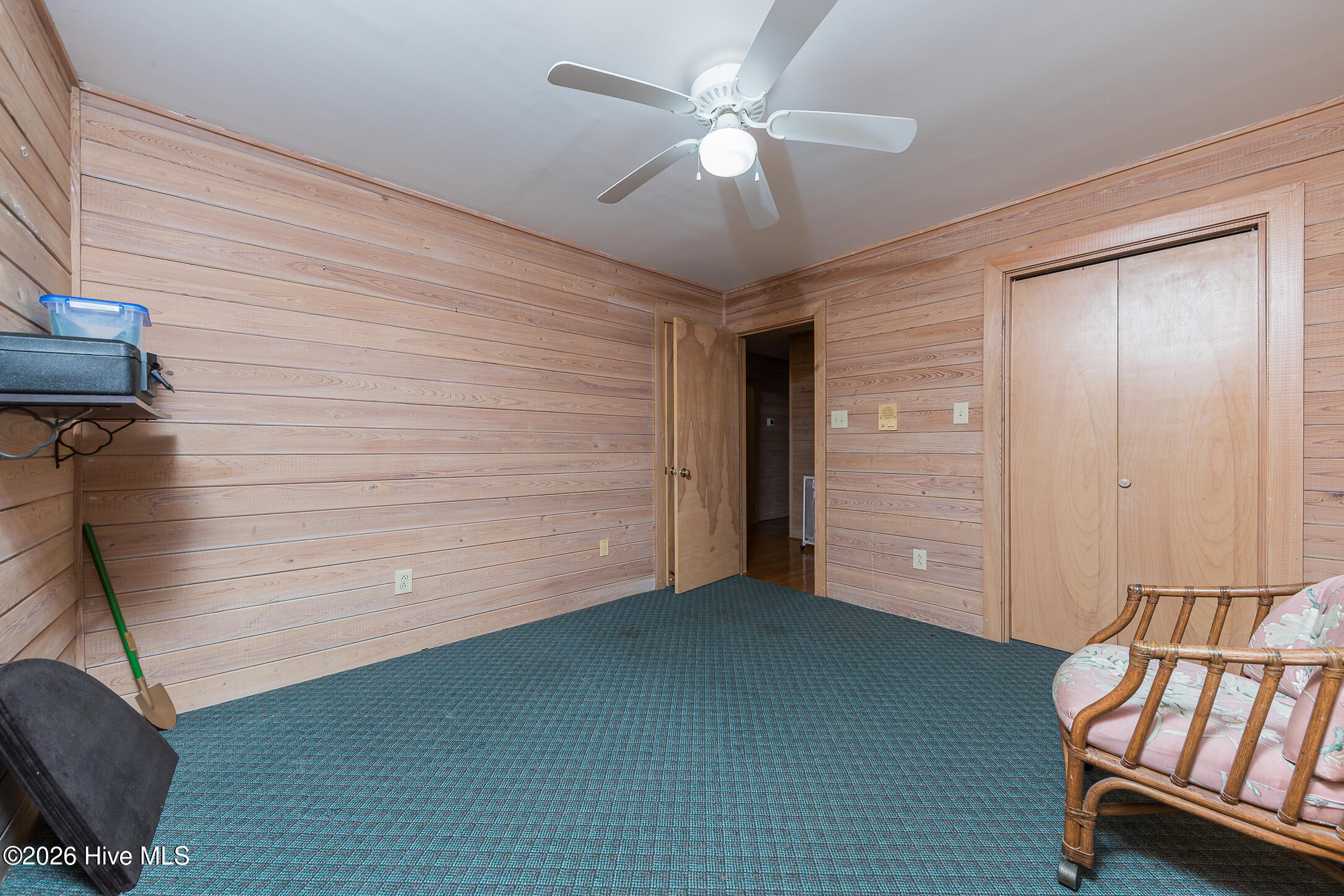 103 Salt Spray Emerald Isle, NC 28594 - Photo 63 of 99 67EASTBED4