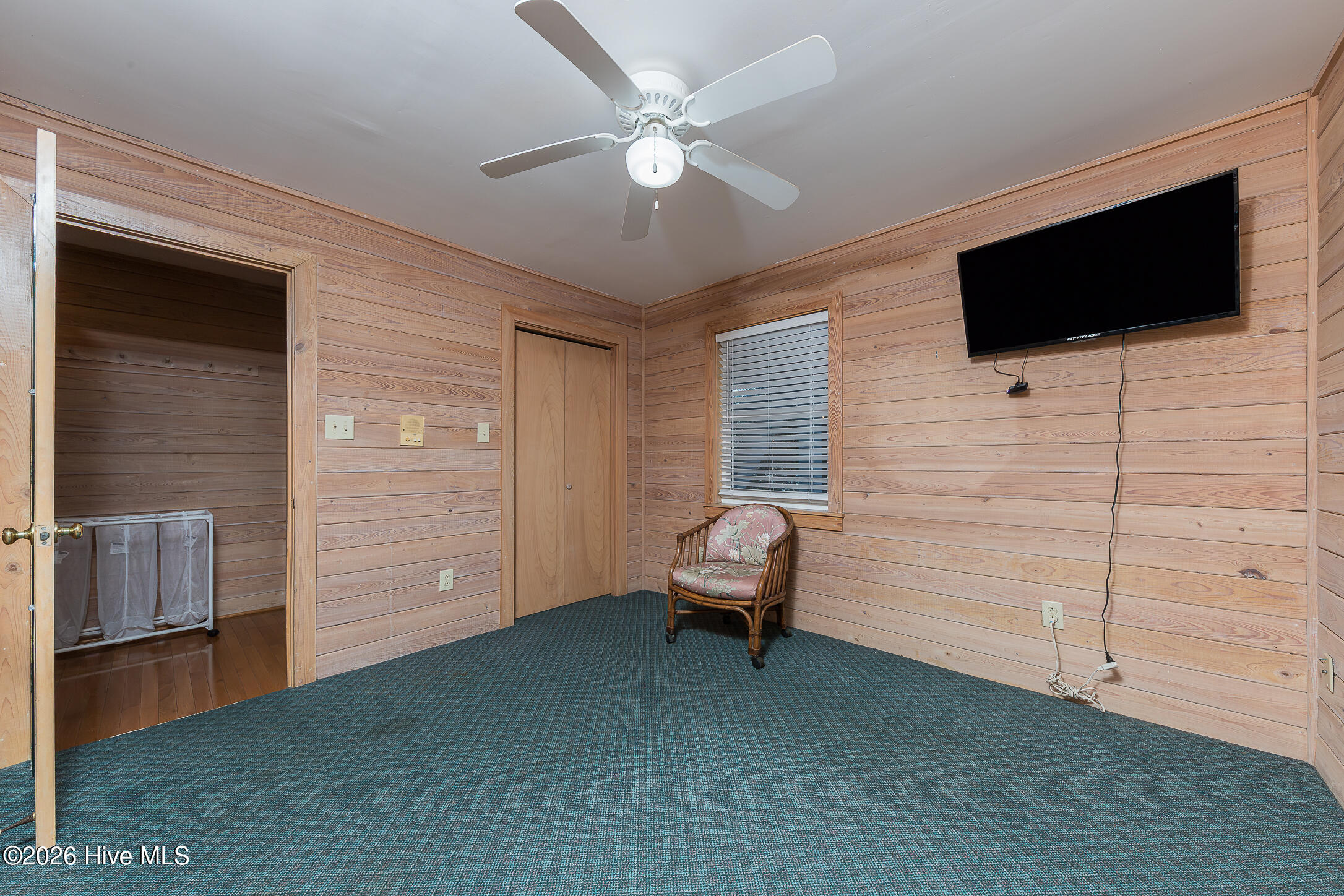 103 Salt Spray Emerald Isle, NC 28594 - Photo 64 of 99 68EASTBED4