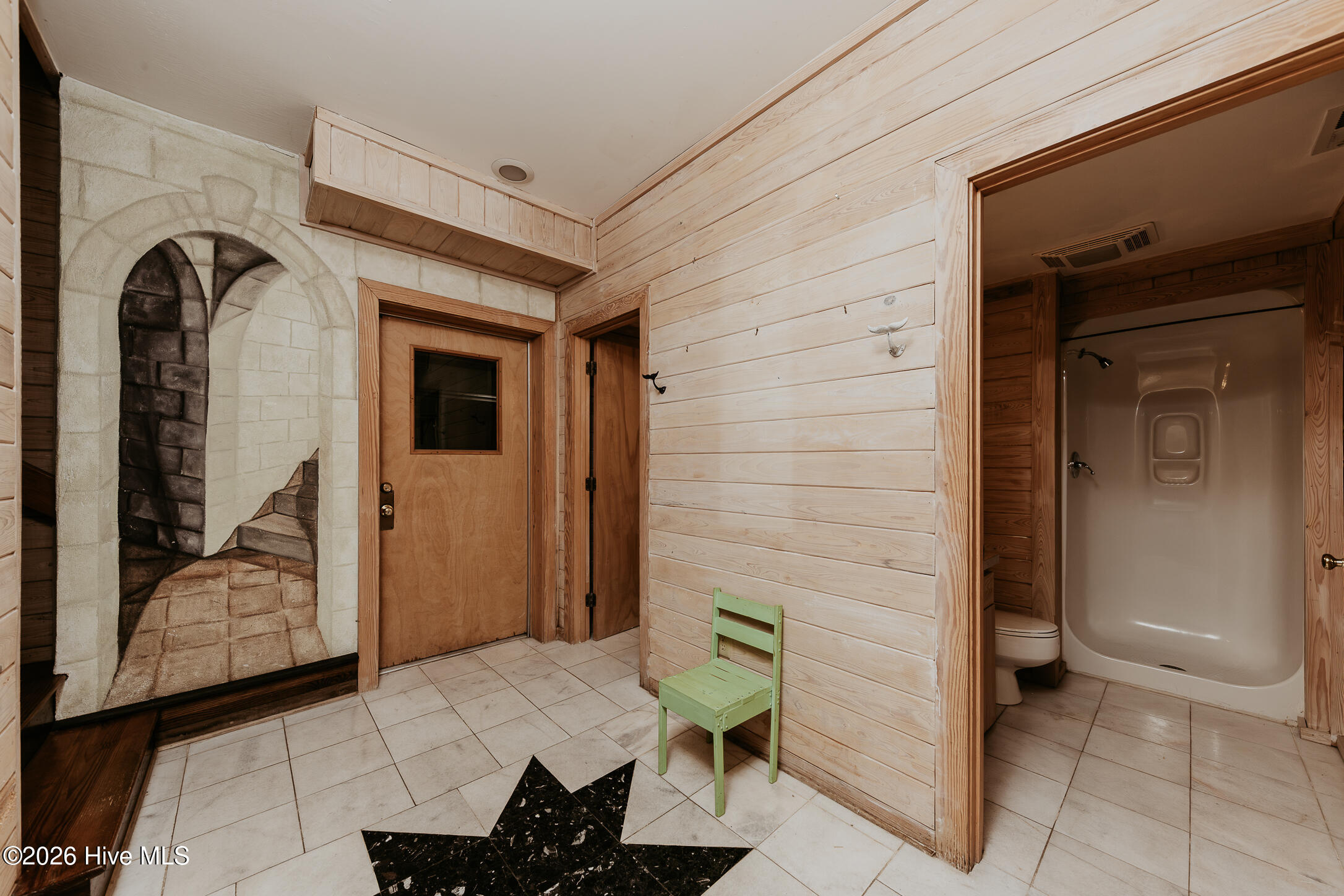 103 Salt Spray Emerald Isle, NC 28594 - Photo 8 of 99 11ENTRANCE