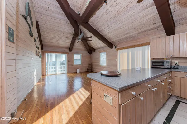 $1,499,000 | 103 Salt Spray, Emerald Isle, NC 28594