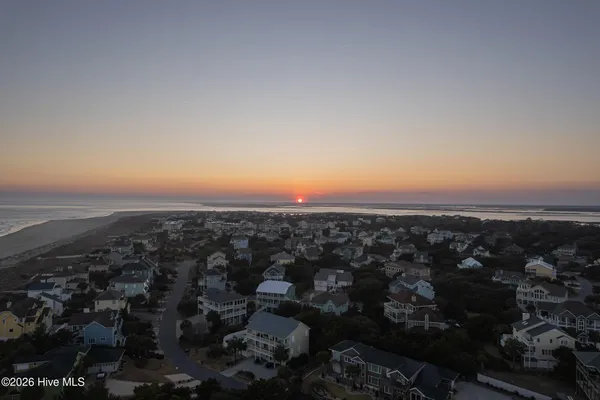 $1,499,000 | 103 Salt Spray, Emerald Isle, NC 28594