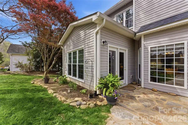 $515,000 | 7719 Woodcrest Drive, Stanley, NC 28164