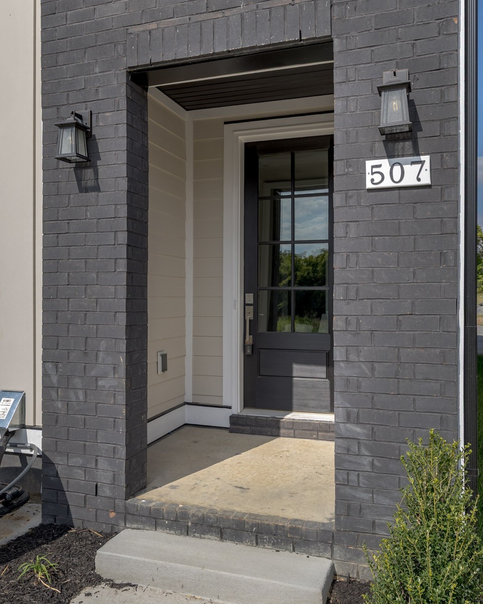 507 Kalman Lane Madison, TN 37115 - Photo 2 of 29