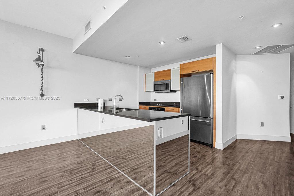 3301 Northeast 1st Avenue, Unit M0404 Miami, FL 33137 - Photo 13 of 68