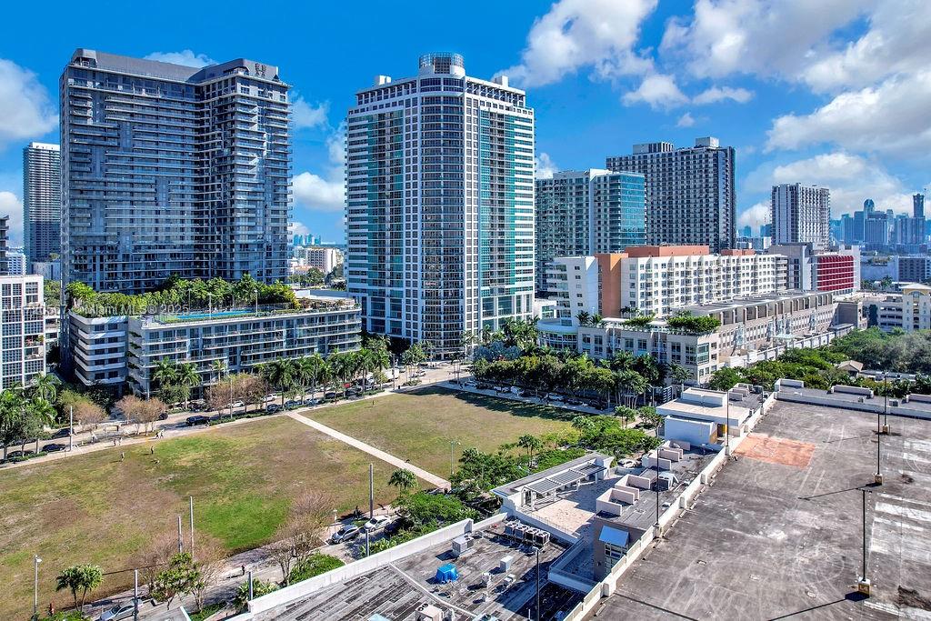 3301 Northeast 1st Avenue, Unit M0404 Miami, FL 33137 - Photo 50 of 68 a city view with tall buildings