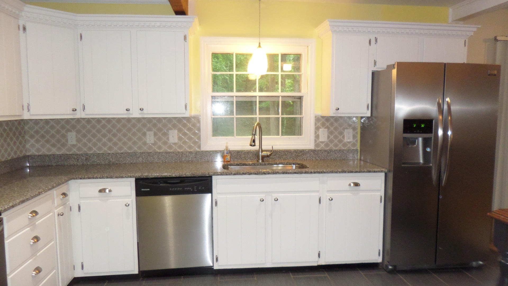 15 Montclair Road Oak Ridge, TN 37830 - Photo 7 of 23 Kitchen