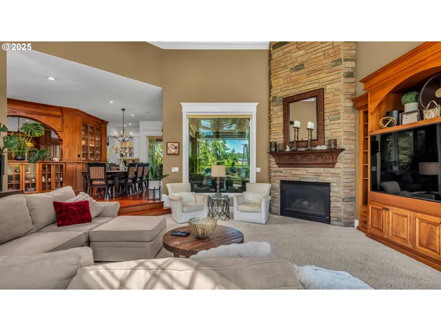 $2,260,000 | 4075 Northwest Camala Drive, Albany, OR 97321
