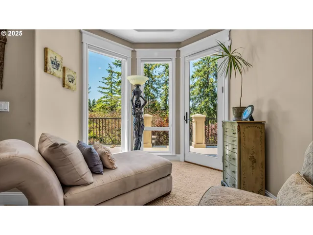 $2,260,000 | 4075 Northwest Camala Drive, Albany, OR 97321