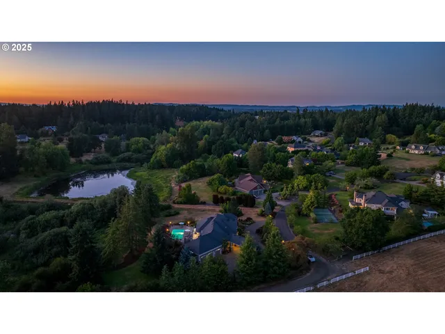 $2,260,000 | 4075 Northwest Camala Drive, Albany, OR 97321