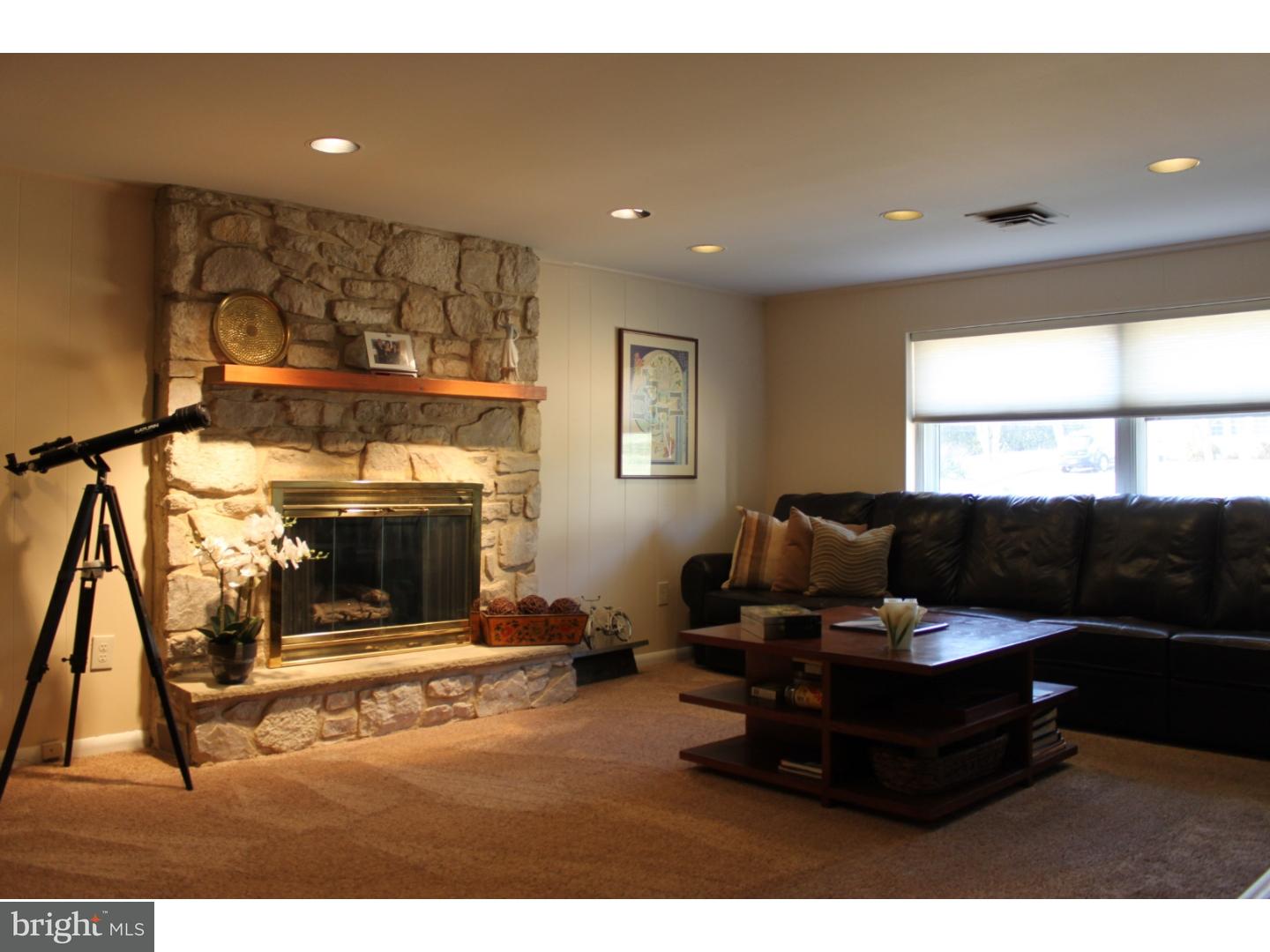 3173 Oak Road Huntingdon Valley, PA 19006 - Photo 3 of 14 Den