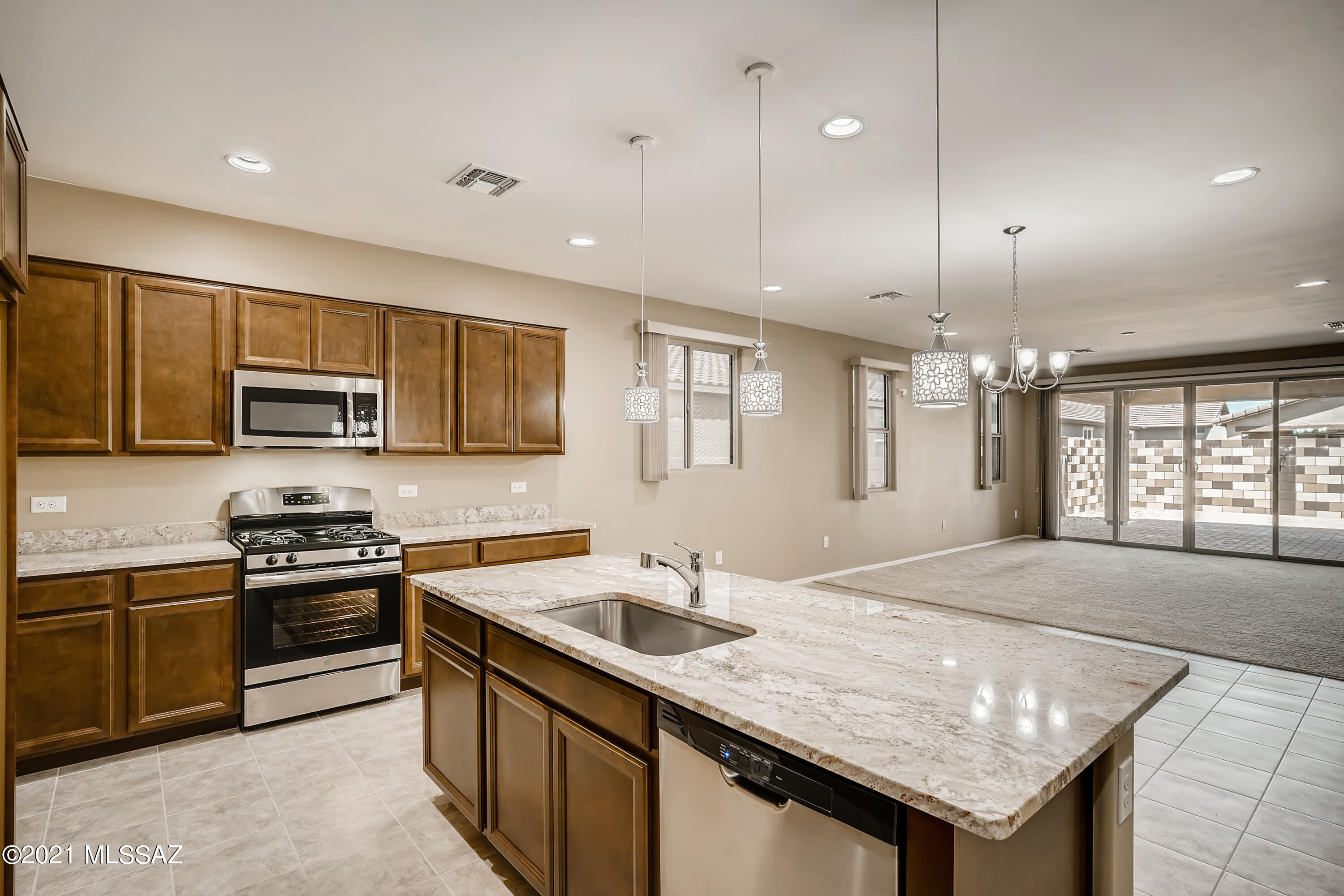 11405 East Rincon Range Drive Tucson, AZ 85747 - Photo 9 of 33