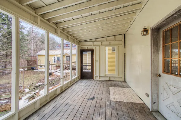 $450,000 | 86 Stowe Street, Waterbury, VT 05676