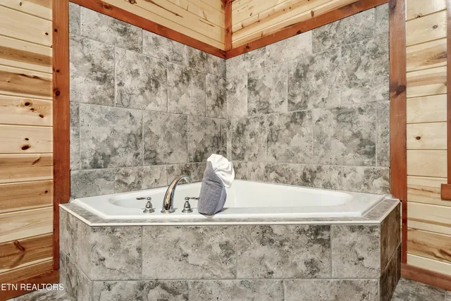 $1,699,999 | 2303 Boulder Way, Sevierville, TN 37862