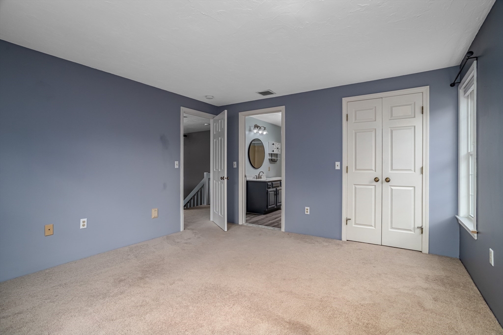 918 Ridgefield Circle, Unit D Clinton, MA 01510 - Photo 15 of 39 Gallery Image 15