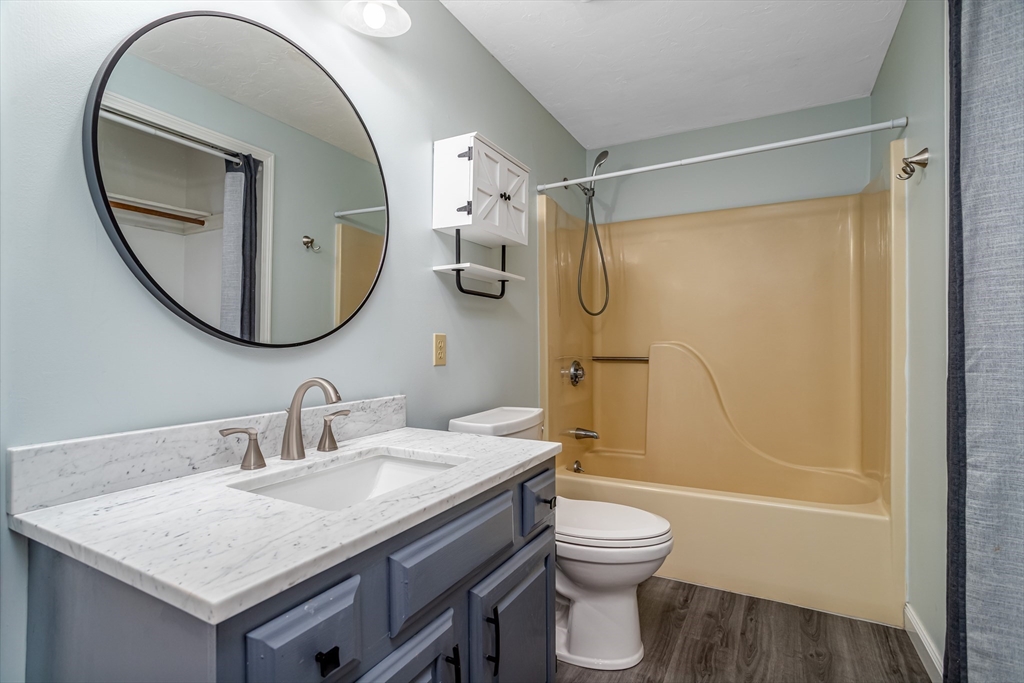 918 Ridgefield Circle, Unit D Clinton, MA 01510 - Photo 16 of 39 Gallery Image 16