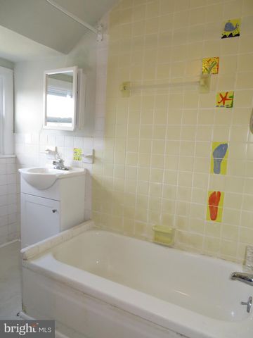 $385,000 | 7730 Devon Street, Philadelphia, PA 19118