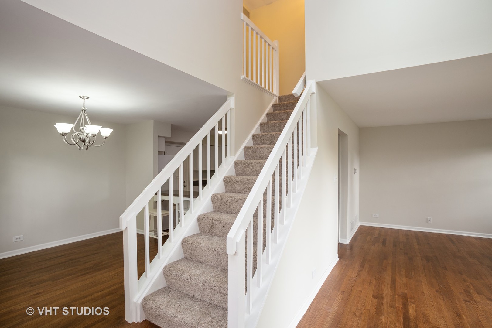 9 Bright Ridge Drive Schaumburg, IL 60194 - Photo 4 of 14